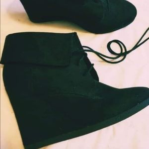 Lace up Ankle Wedge Booties 3"